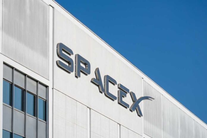Hawthorne,,United,States,-,Jul,22,,2022:,The,Spacex,Headquarters